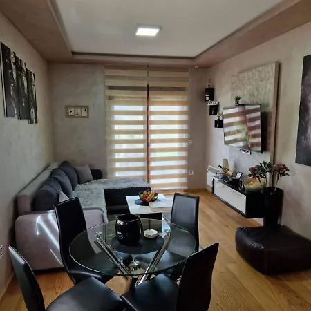 Katalina 1 Makric アパート *