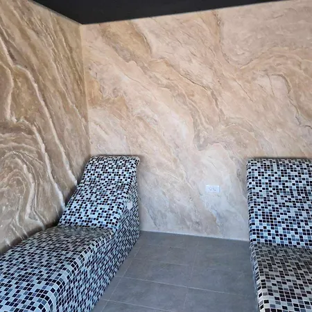 Katalina 1 Makric * Zlatibor